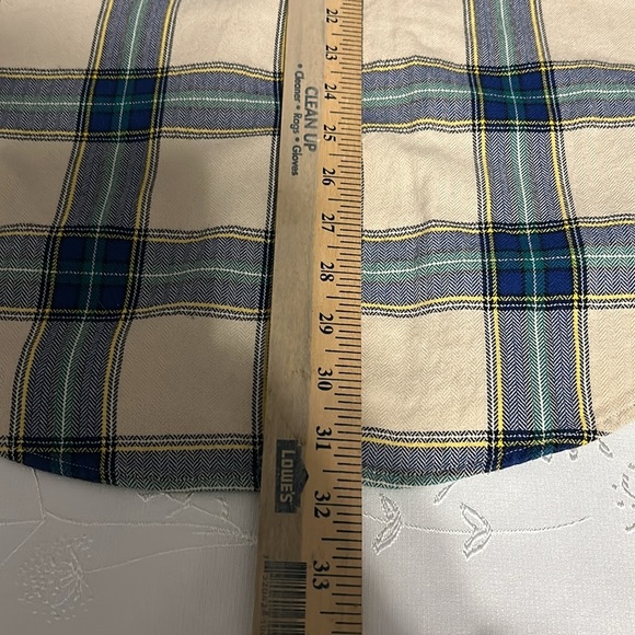 J. Crew Trade & Co. Mark Sporting Goods. 100% Cotton Size Small l/s button down - Picture 6 of 7